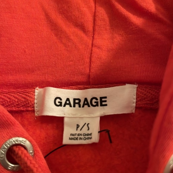 Garage cropped hoodie - Picture 2 of 4